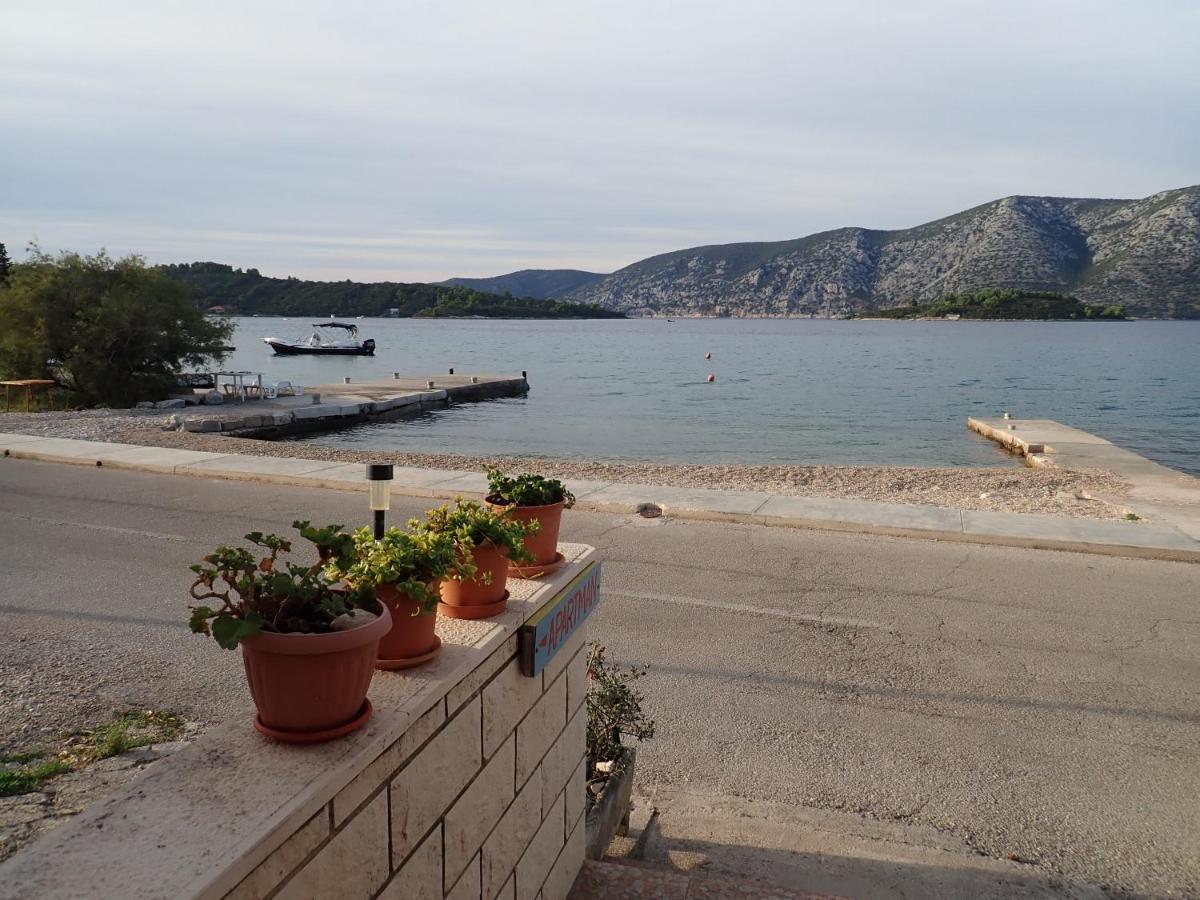 Katja Beach Apartment Račišće Zewnętrze zdjęcie