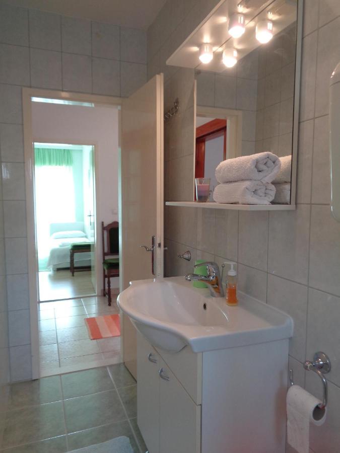 Katja Beach Apartment Račišće Zewnętrze zdjęcie